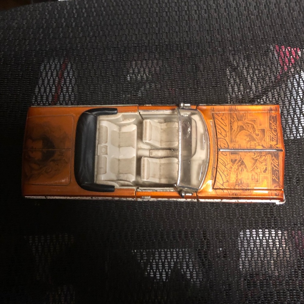 🇲🇽Unique Chevy Impala w/Mexican Art Model- 540 $30 or $25 w/offer